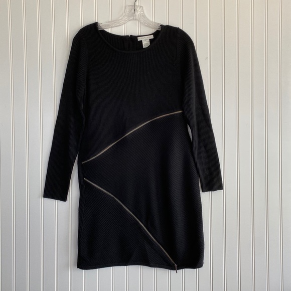 Design History Dresses & Skirts - DESIGN HISTORY 💯% merino wool black dress M